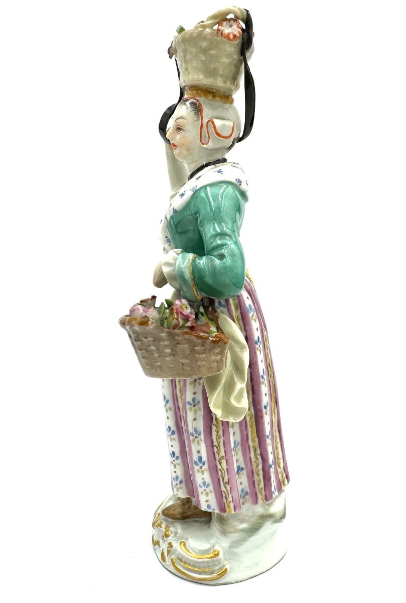 Meissen - The Cries Of Paris, Merchant With Baskets-photo-2