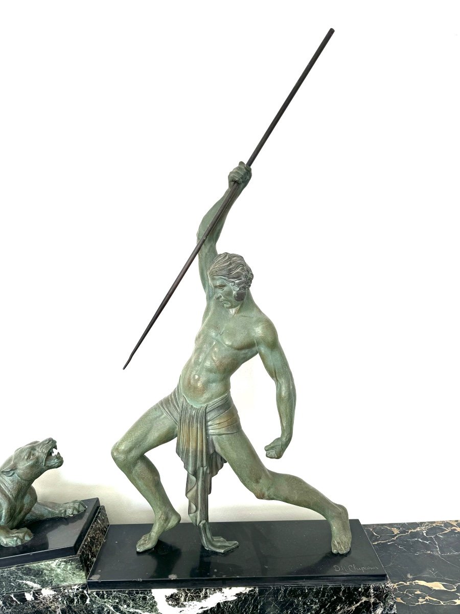 D. Chiparus - Sculpture The Hunter. -photo-1