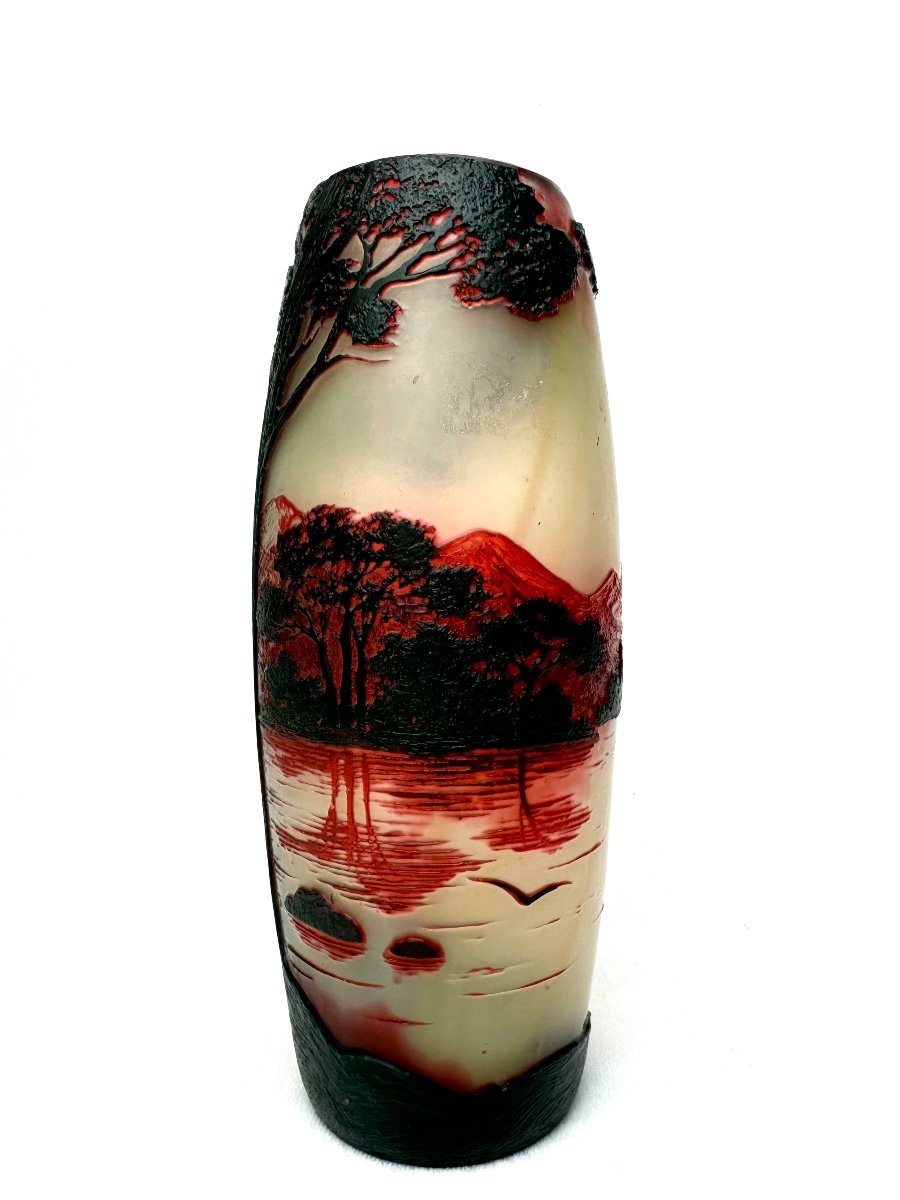 De Vez, Vase With Lake Landscape Decor-photo-2