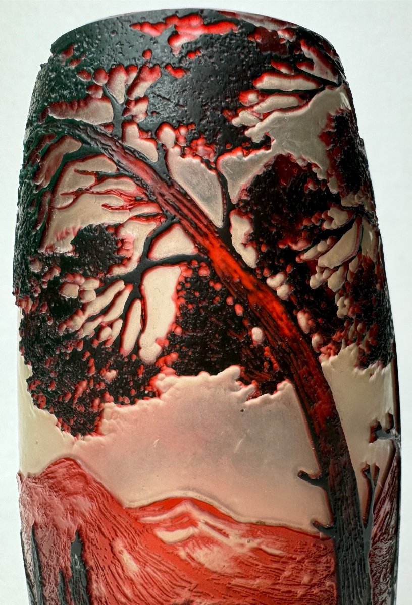 De Vez, Vase With Lake Landscape Decor-photo-5