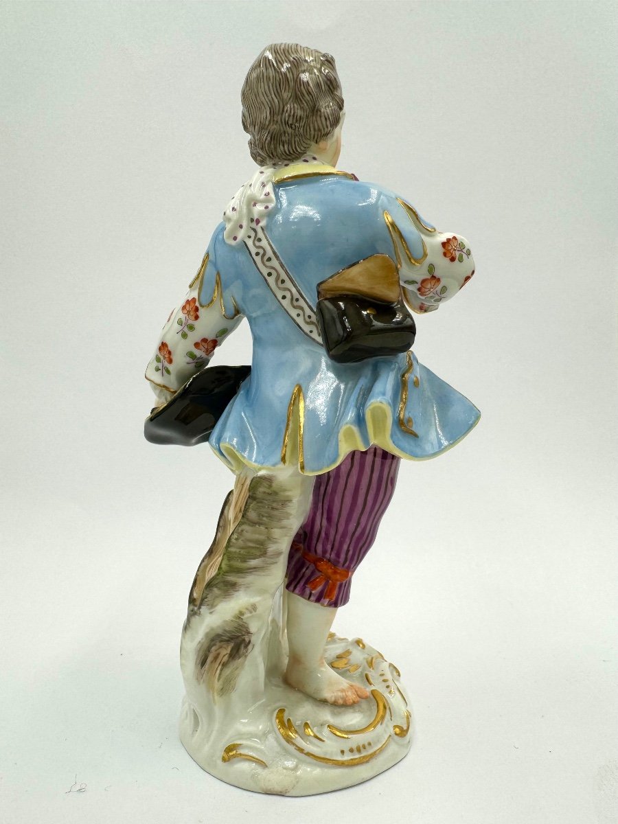 Meissen Figurine En Porcelaine - Enfant Jardinier Avec Un Chapeau à La Main-photo-4