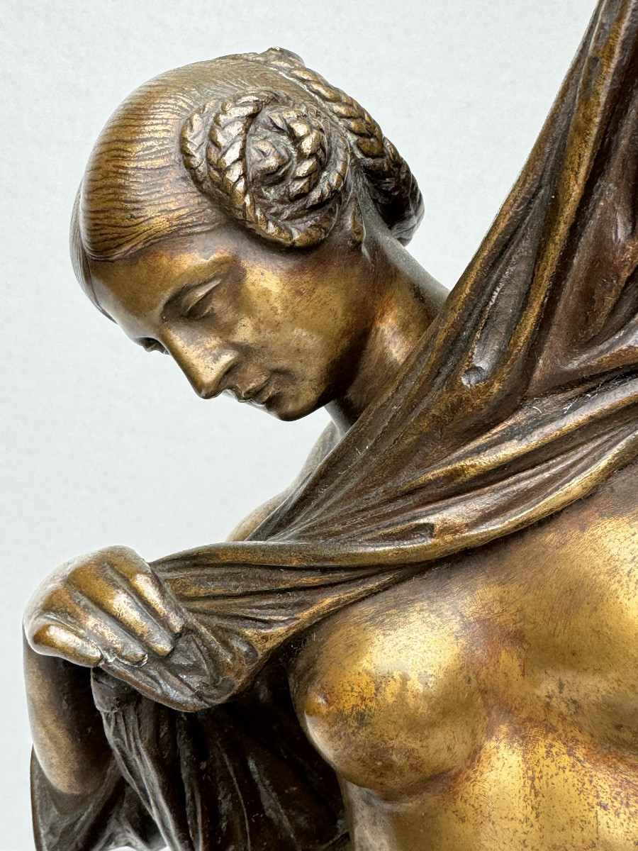 Bronze Sculpture Of A Seated Woman Undressing-photo-2