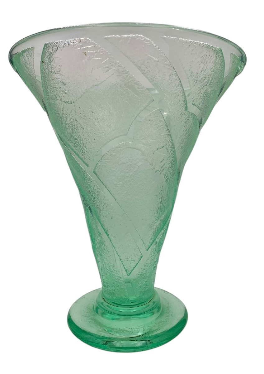 Daum Nancy - Art Deco Geometric Decor Vase-photo-3