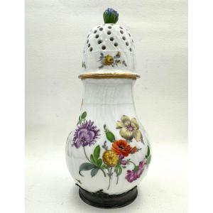 Meissen 18th Century Porcelain Sprinkler