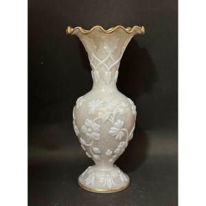 Baccarat - Vase  En Opaline