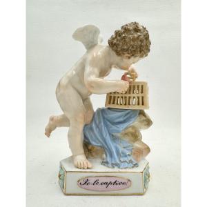 Meissen Figure De Cupidon En Porcelaine -  Je Les Captive