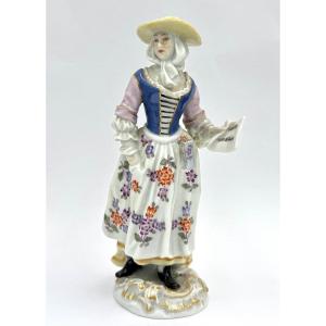 Meissen - Street Singer Porcelain Figurine From The London Crier Series