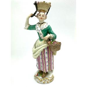 Meissen - The Cries Of Paris, Merchant With Baskets