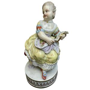 Meissen - Porcelain Figurine Girl With A Book