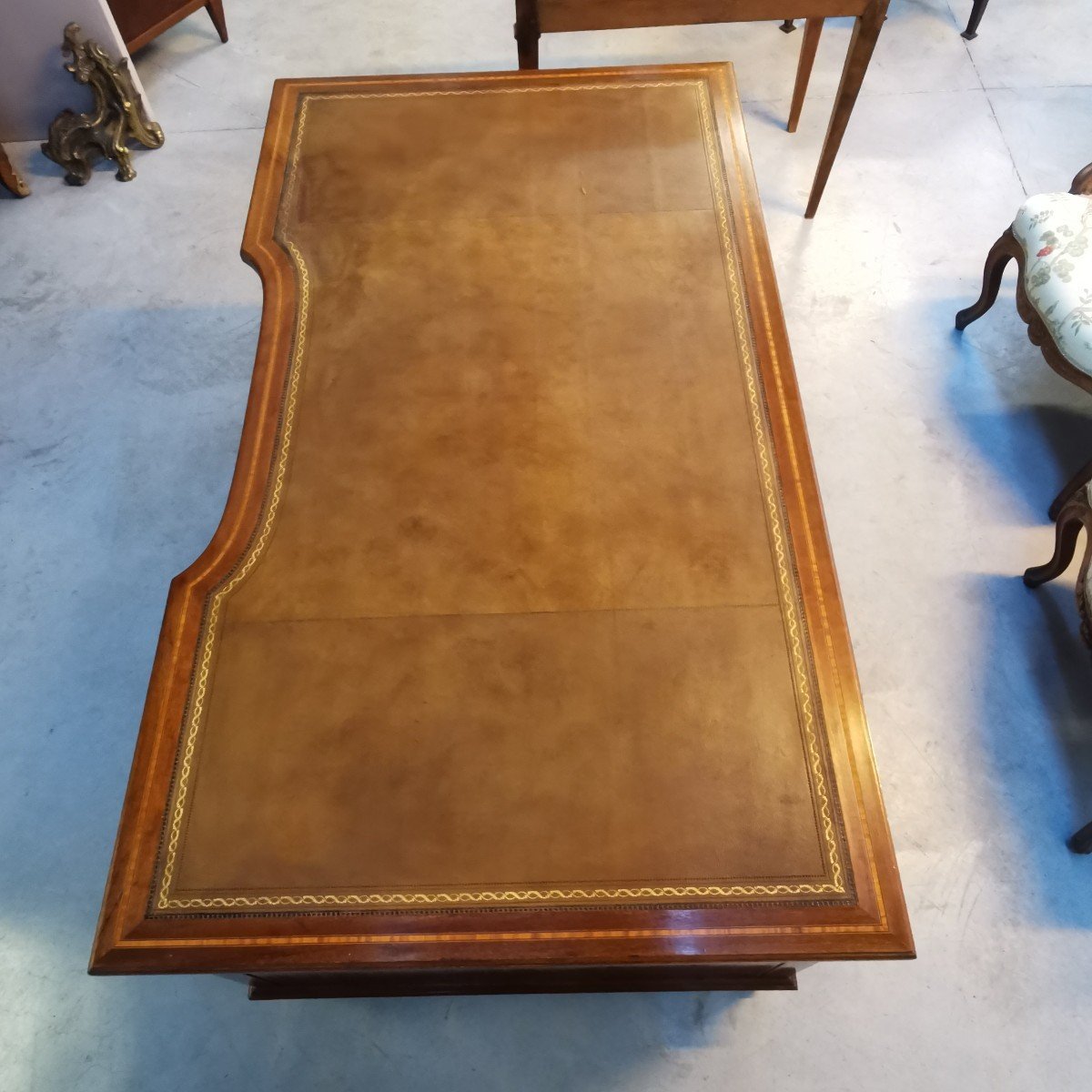 Pedestal Desk - Mahogany And Marquetry - 160x90-photo-1