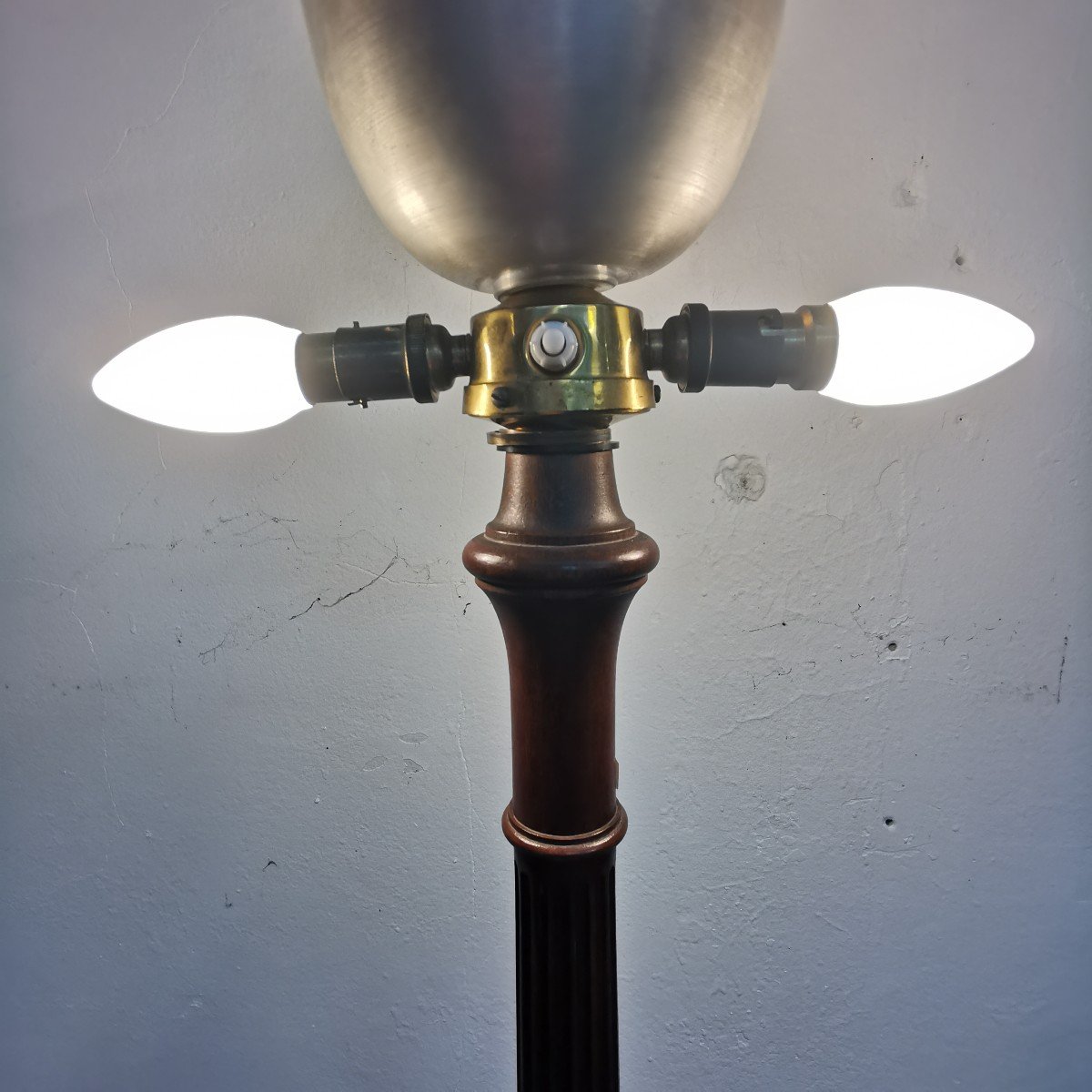 Louis XVI Style Floor Lamp In Walnut-photo-1