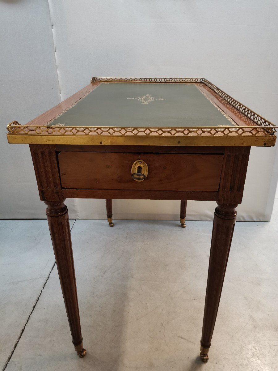 Petit Bureau, Table à écrire, estampille Louis Moreau, époque Louis XVI -photo-2