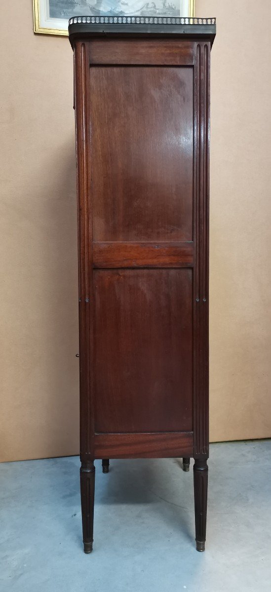 Louis XVI Mahogany Chiffonnier -photo-6