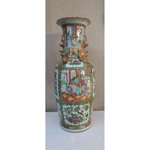 Grand Vase En Porcelaine De Canton. Chine 19ème S