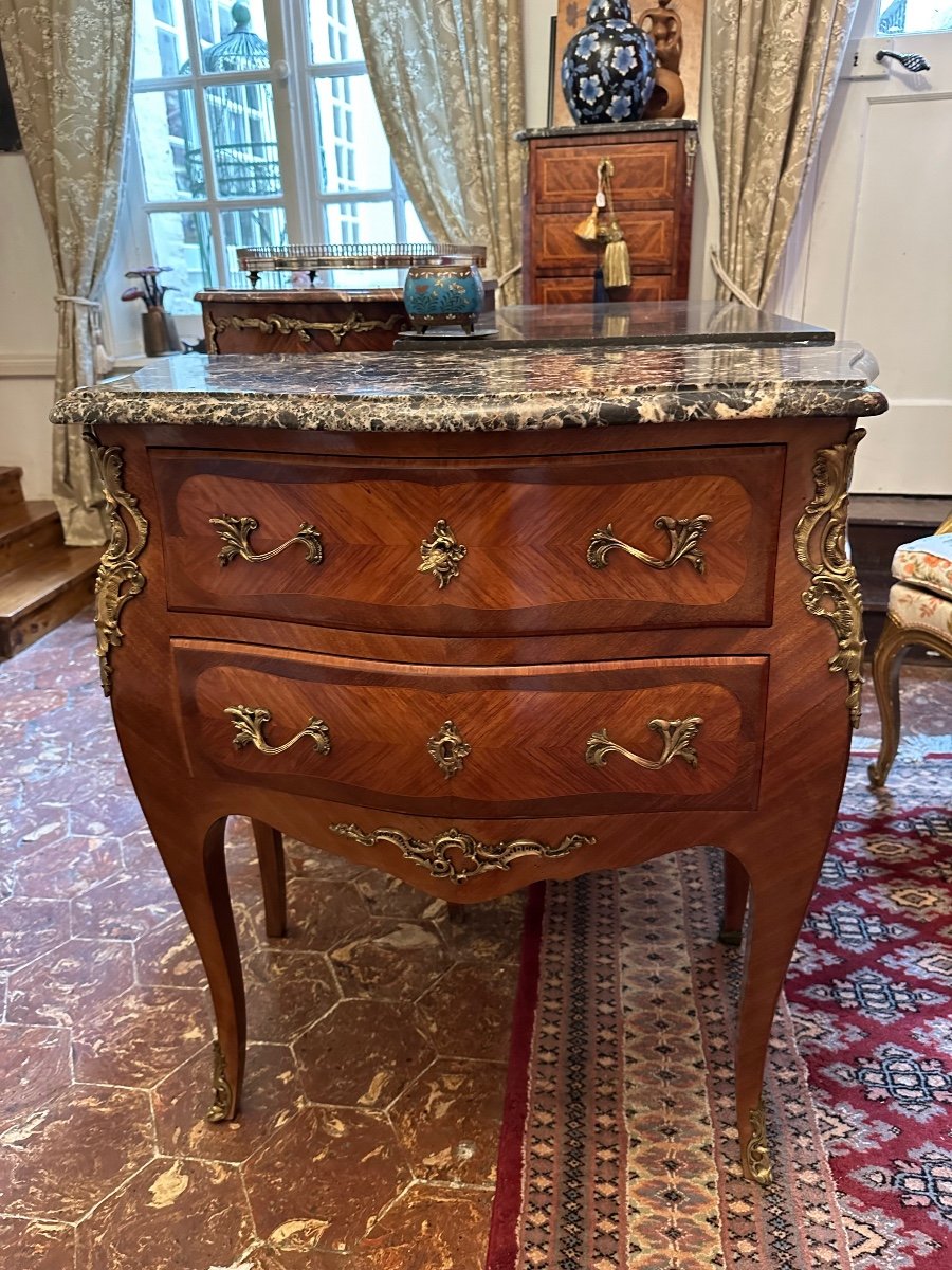 Commode De Style Louis XV En Marqueterie.-photo-2