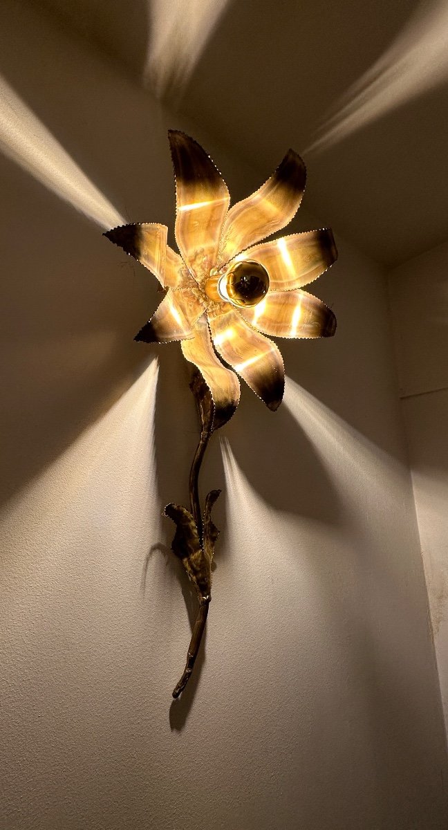 Brass Flower Wall Light. Maison Jansen.-photo-2