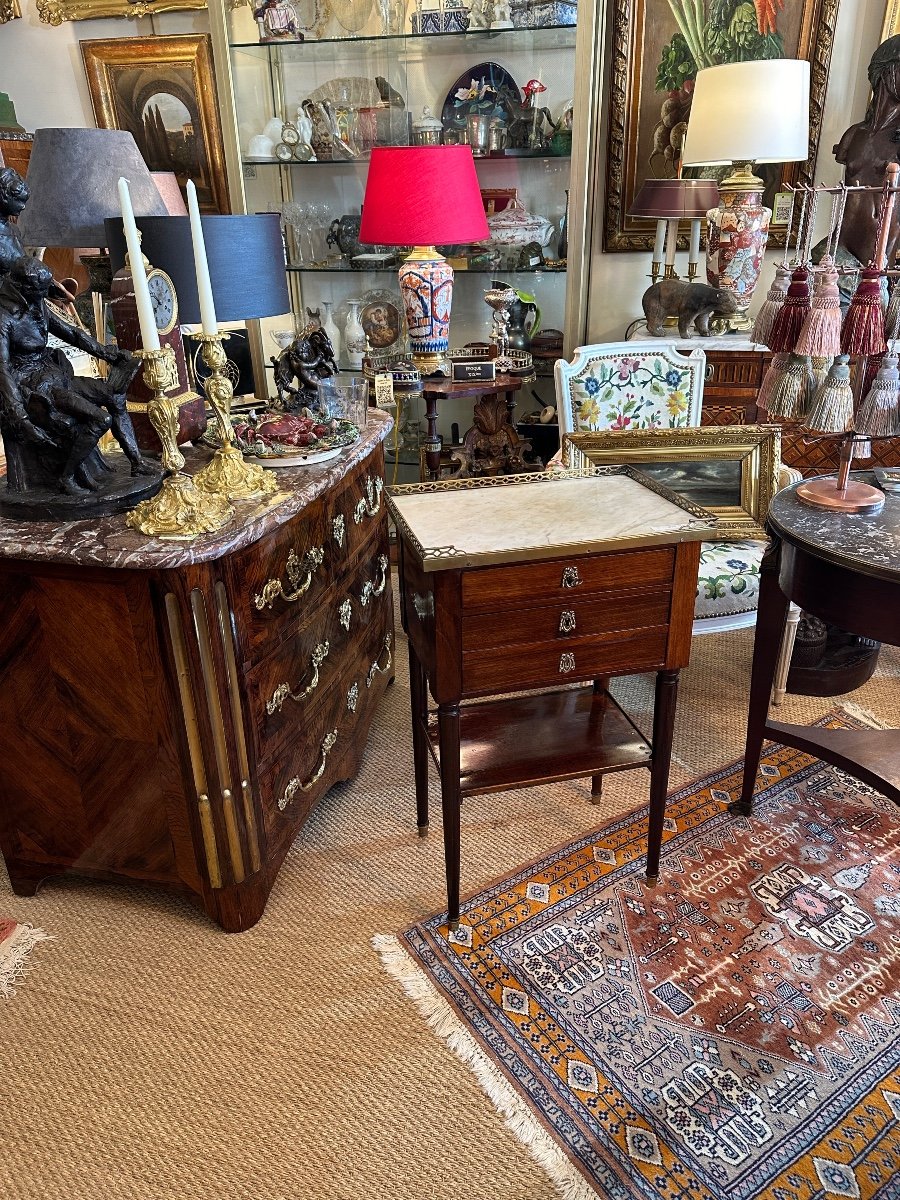 Louis XVI Period Mahogany Bedside Table.-photo-6