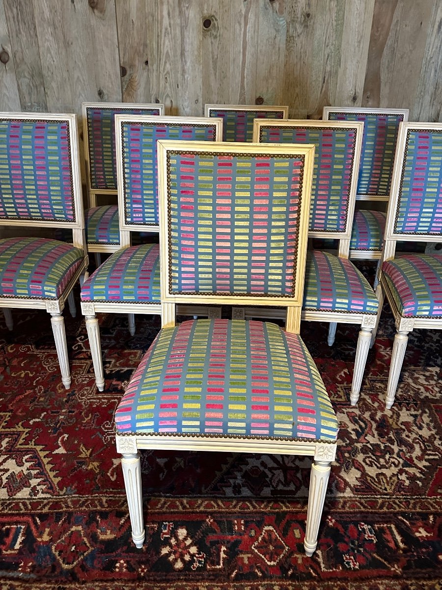 Set Of Eight Louis XVI Style Chairs In Painted Wood. -photo-3