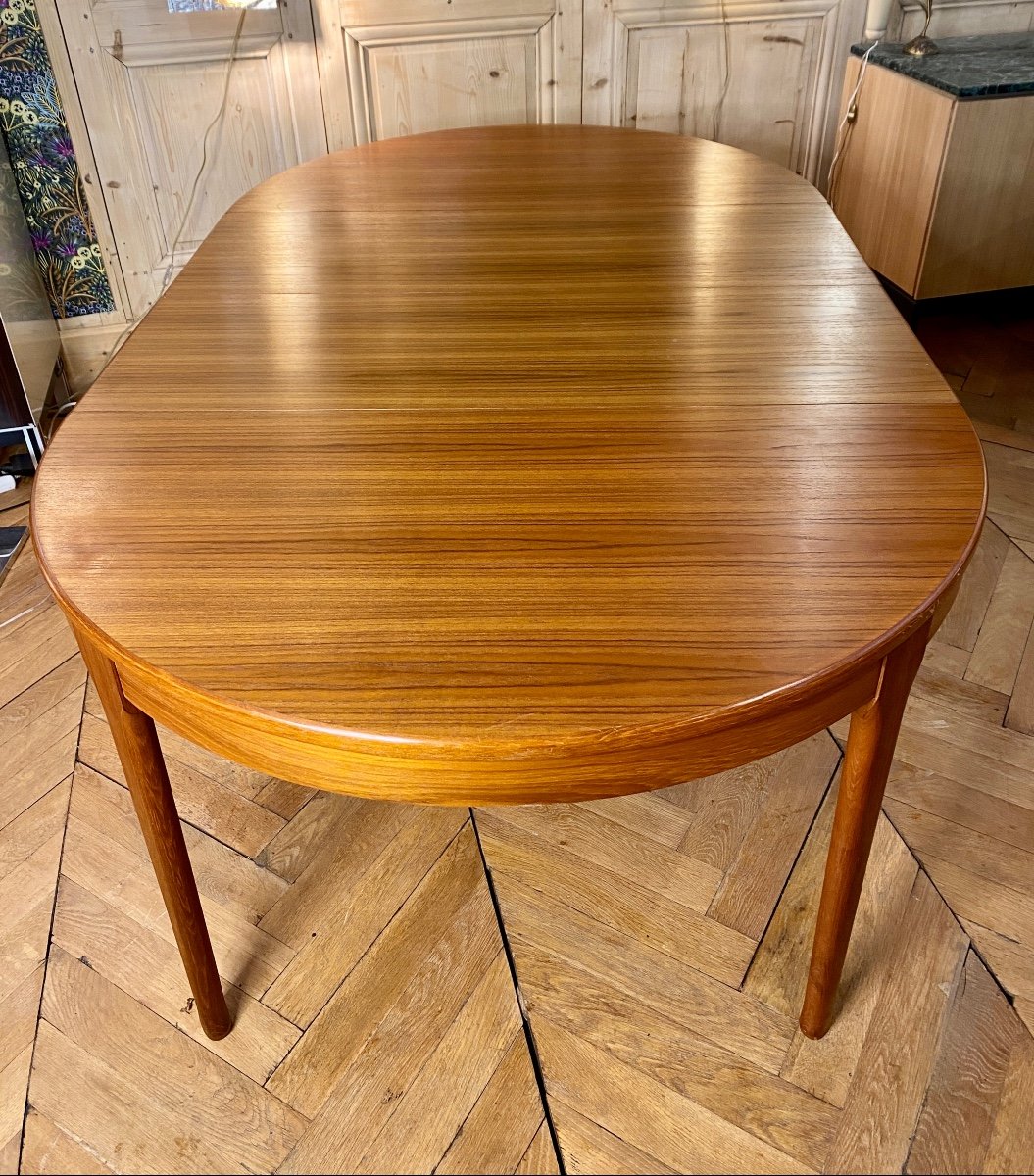  Scandinavian Style Extendable Round Teak Table -photo-3