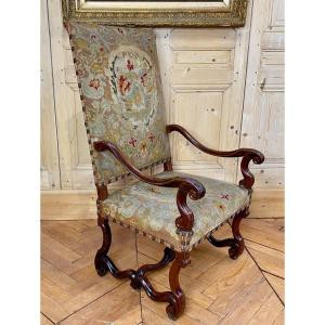 Fauteuil époque L XIII Noyer