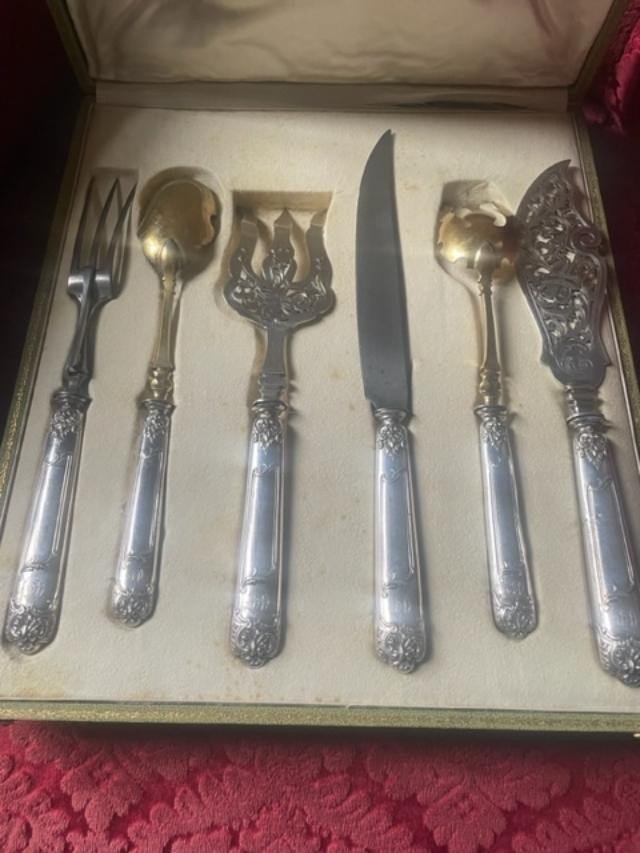 Box Including Filled Silver Cutlery-photo-3