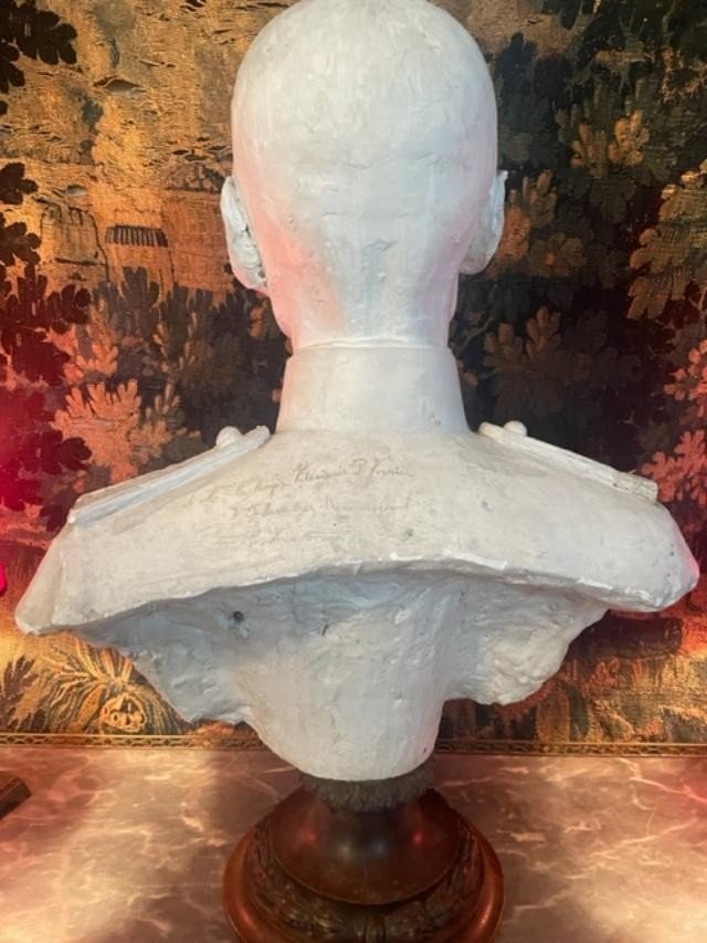 Important Plaster Bust Representing A Soldier-photo-3