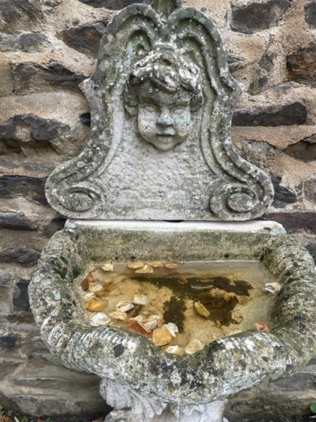 Lovely Dolphin Fountain In Reconstituted Stone-photo-3