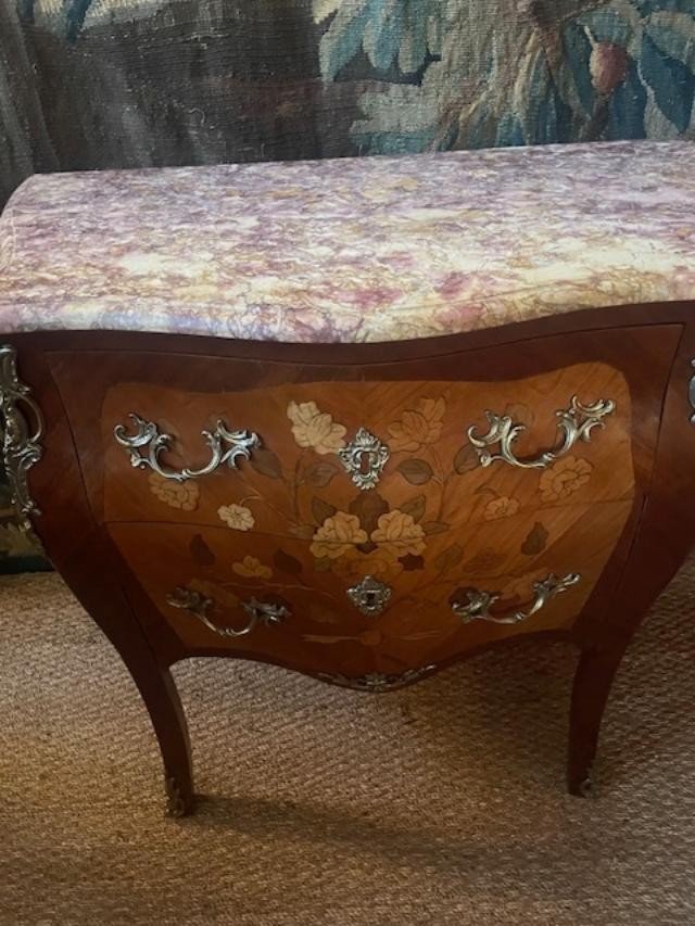 Petite commode d&#039;entre deux de style Louis XV-photo-2