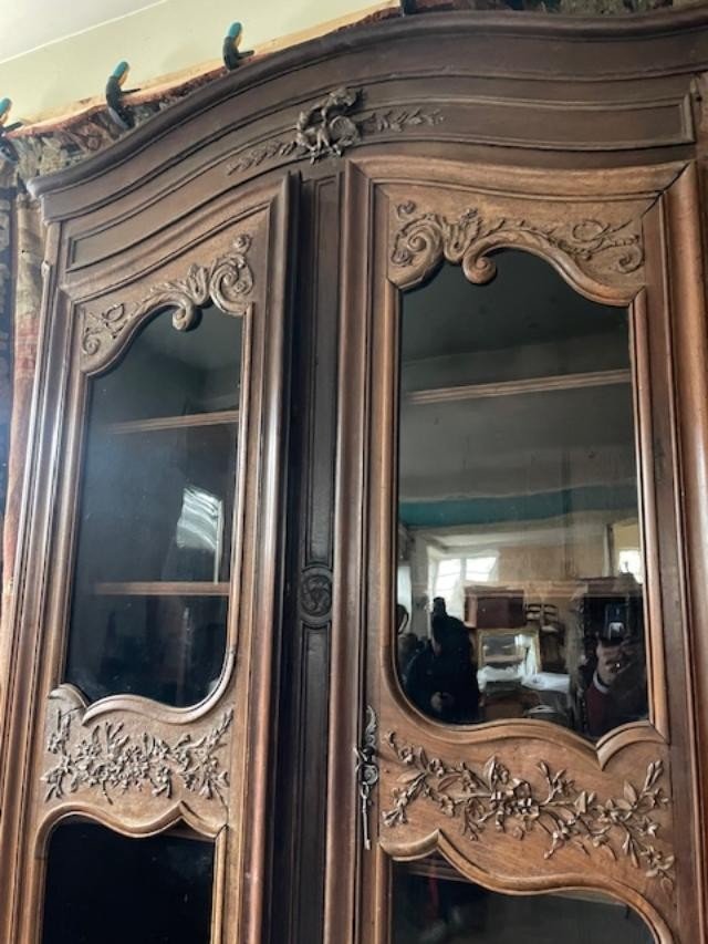 Important Woodwork Wedding Buffet From The 18th Century-photo-2