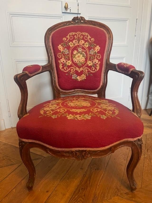 Lyonnais Armchair In Walnut, Louis XV Period