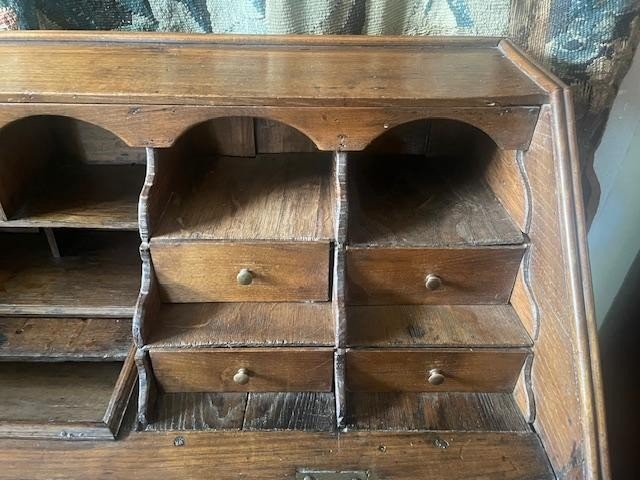 Louis XIV Period Changer's Desk In Natural Wood-photo-3