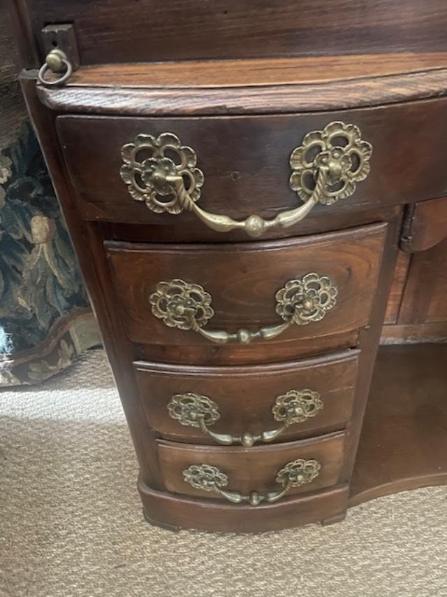 Louis XIV Period Changer's Desk In Natural Wood-photo-6