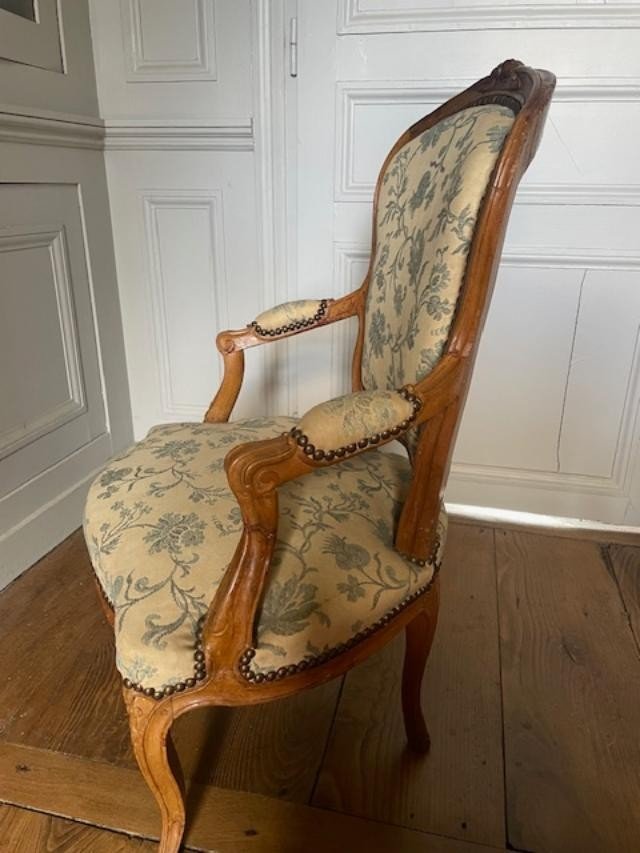 Pair Of Louis XV Period Walnut Armchairs, 18th Century-photo-3