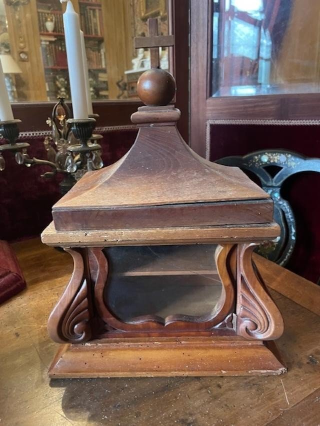 Walnut Wood Reliquary Box From The Mid-19th Century