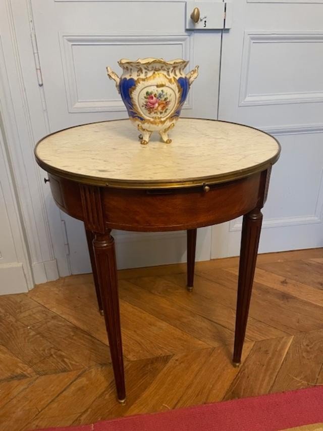 Table bouillotte en acajou de style Louis XVI