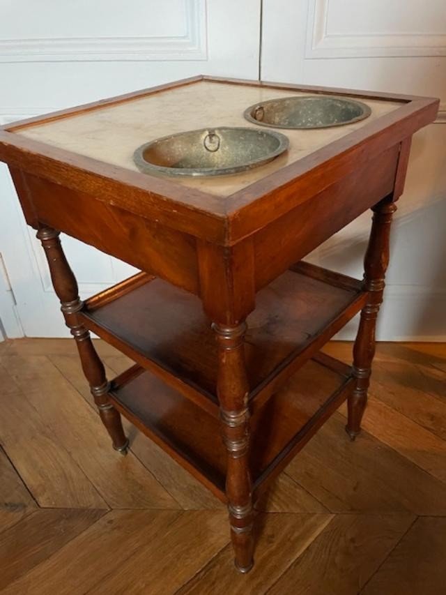 Restoration Period Mahogany Refreshment Table-photo-4