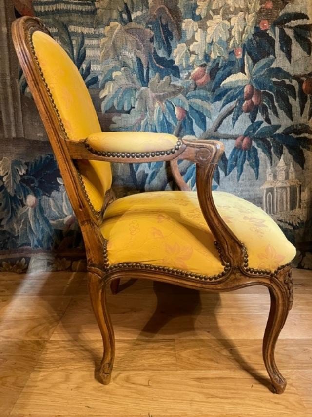 Pair Of Louis XV Style Armchairs In Natural Wood-photo-4