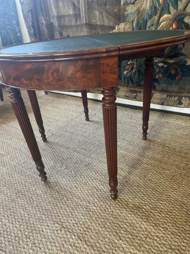 Half Moon Mahogany Table, Restoration Period-photo-4