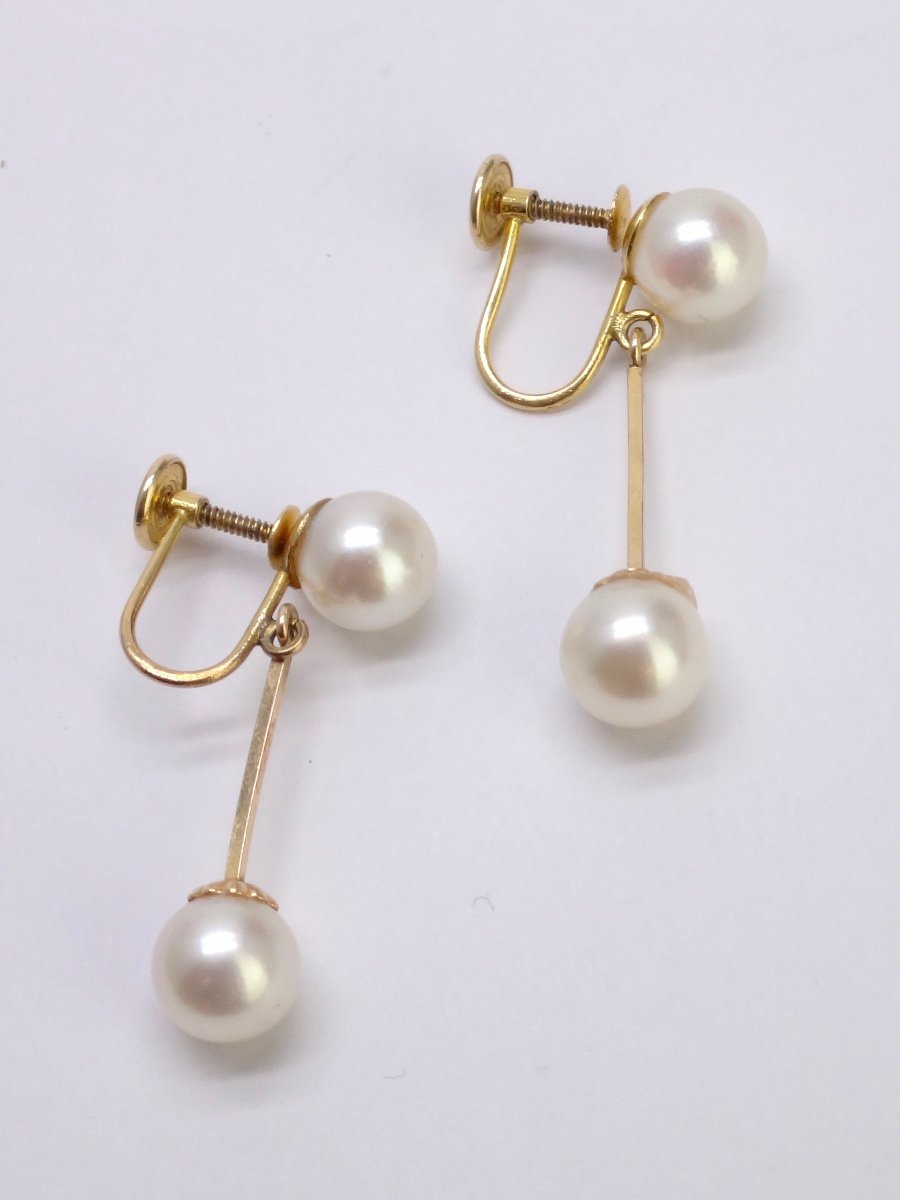 14k Gold Earrings Adorned With Falling Pearls-photo-2