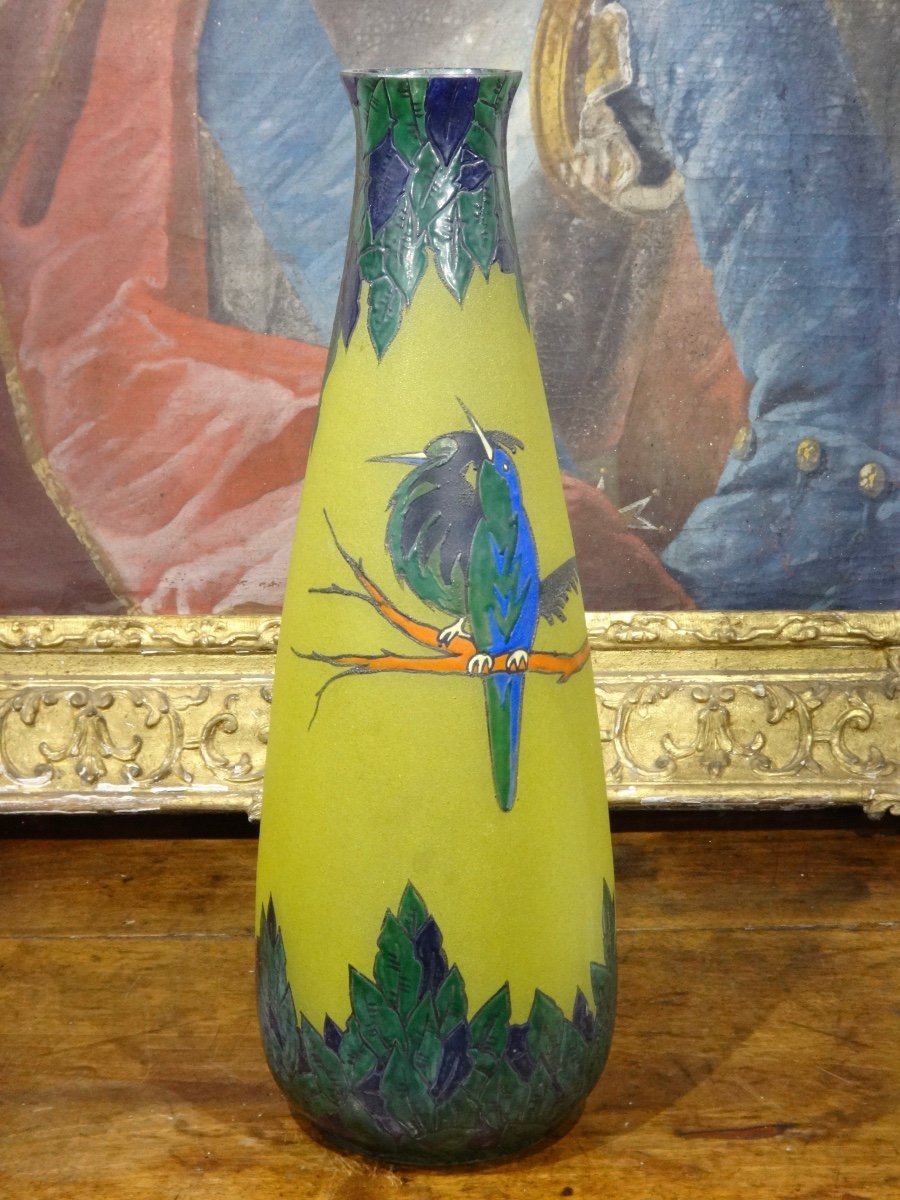 Verrerie De Leune (1861-1930)  Grand vase à décor émaillé époque Art Déco 1930