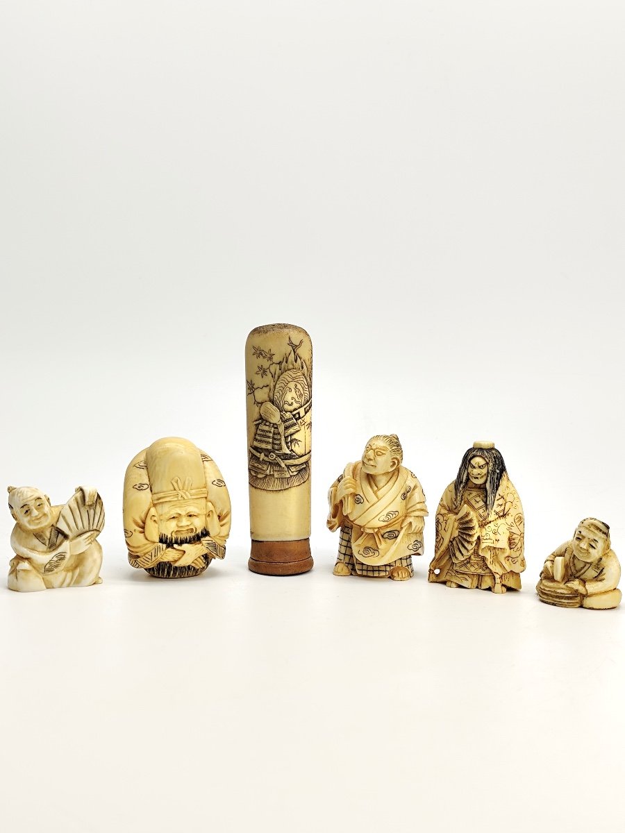 Netsuke And Umbrella Handle Collection 19th Century Japan Meiji Period (1868-1912) 