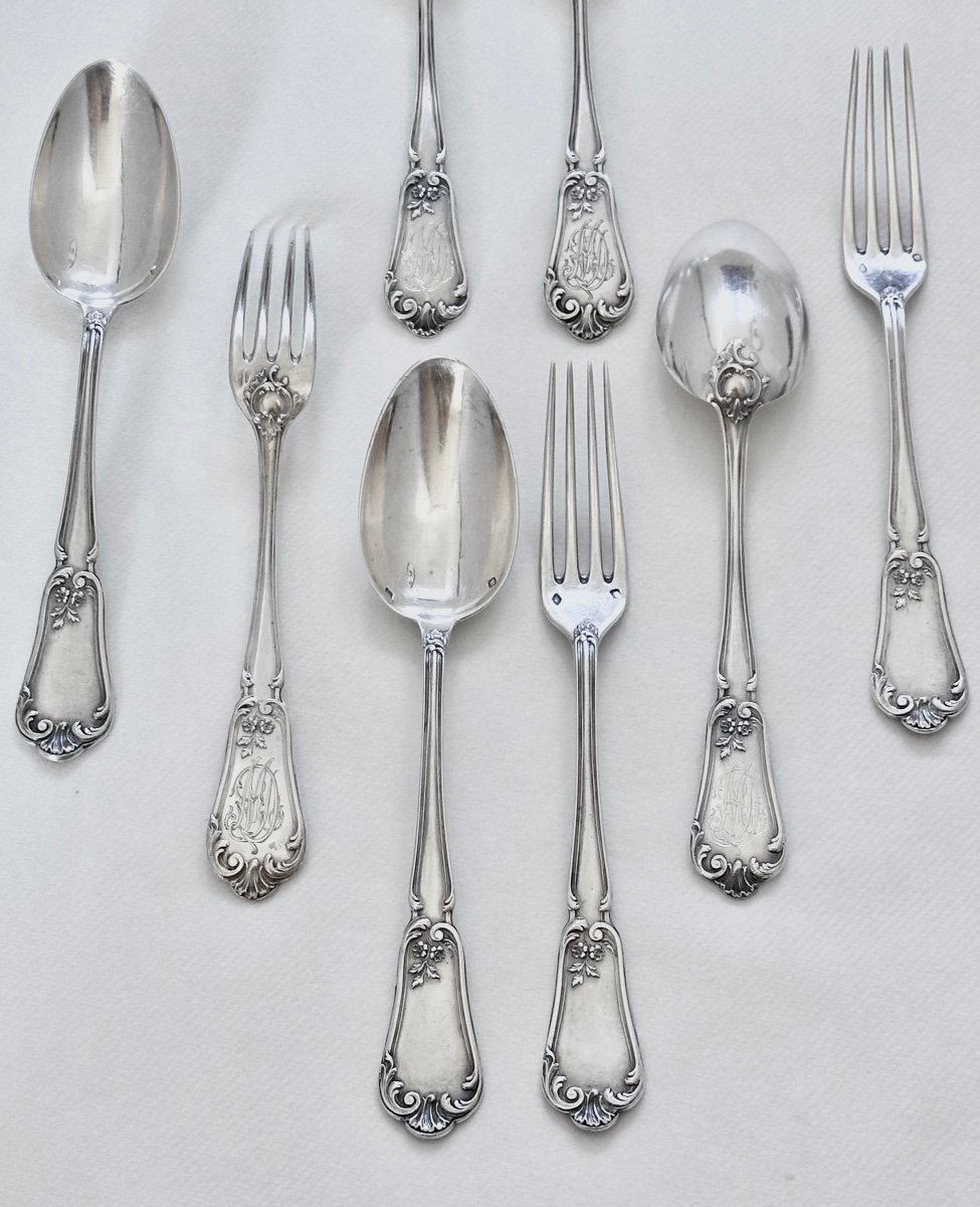 Henin Et Cie In Paris 4 Solid Silver Dessert Cutlery Sets From The Rocaille Style In The 19th Century