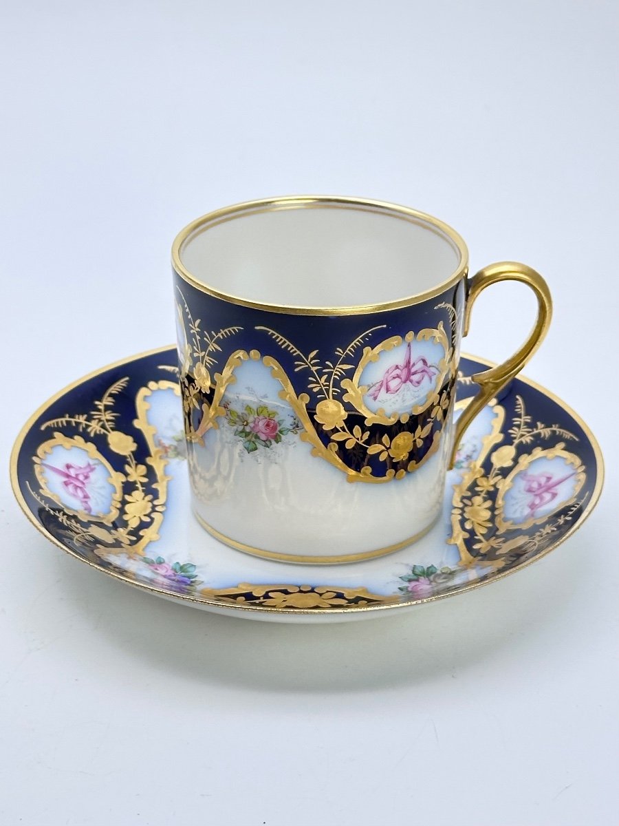 Tasse et sous Tasse en Porcelaine de Sèvres époque XIXe