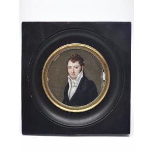 Miniature portrait d'homme époque XIXe à restaurer