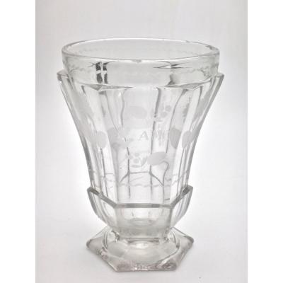 Very Large Goblet On Pedestal In Molded Crystal With Engraved Decoration 19th Empire Period 