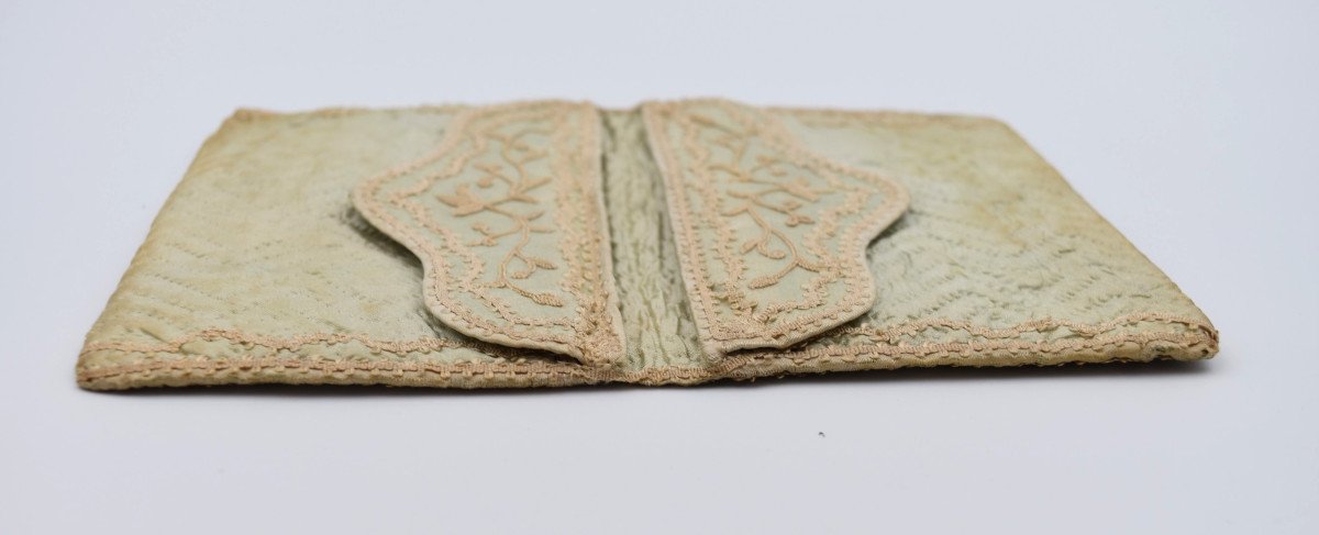 Pouch In Embroidered And Piqué Silk Late Eighteenth Century-photo-5