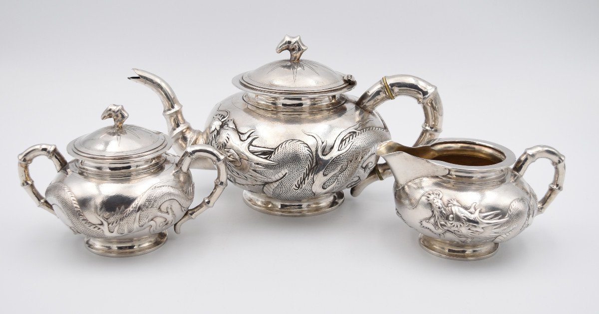 Service Thé Café En Argent Massif Chine Vers 1900 A Décor De Bambous Et De Dragons  TUCK CHANG