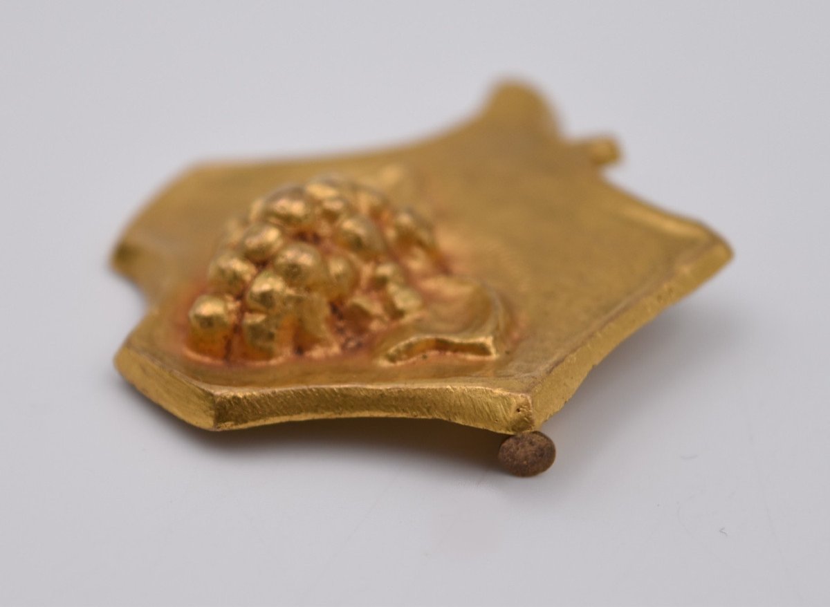 Line Vautrin Brooch In Gilt Bronze: France And These Wine Regions-photo-3