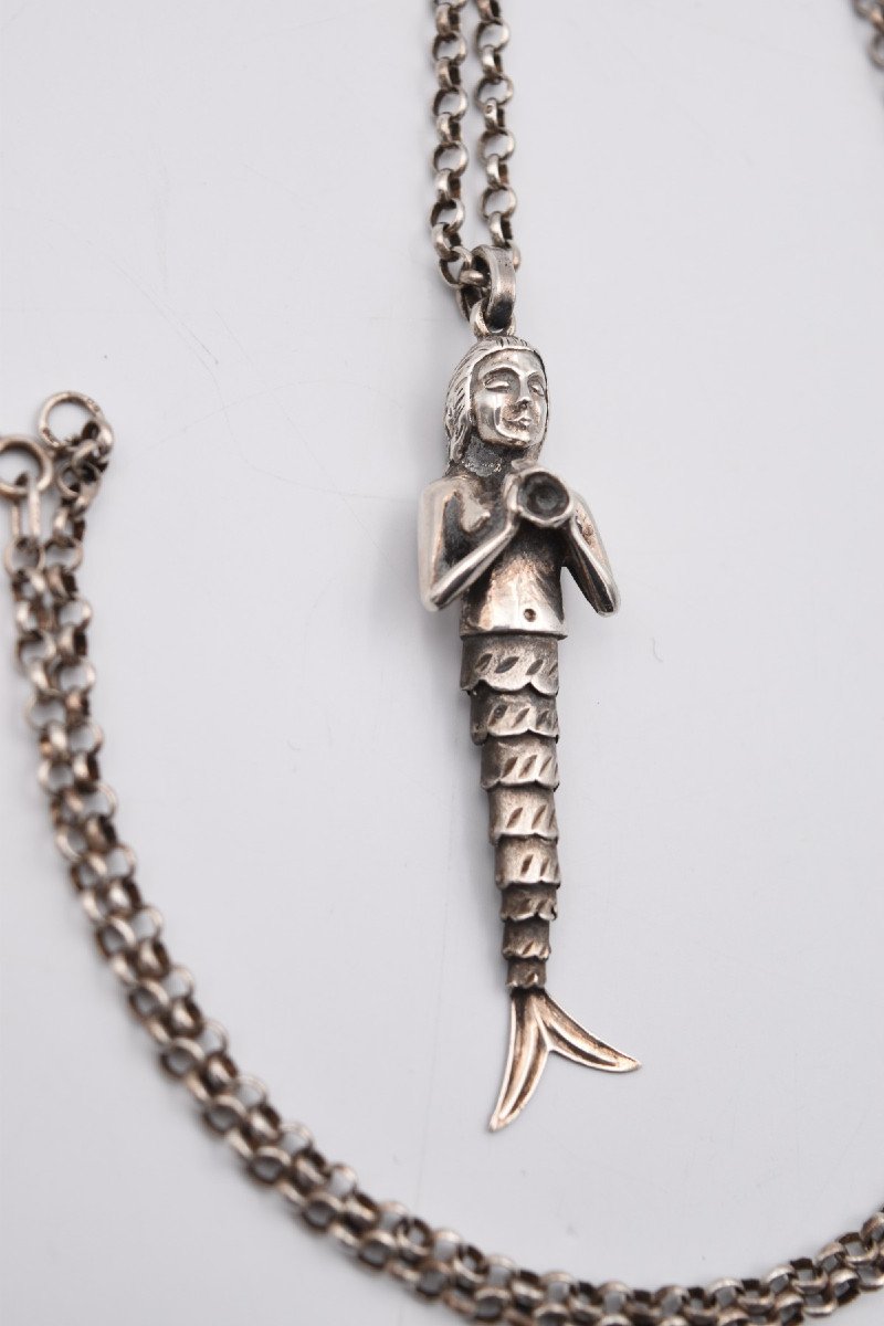 Old Mermaid Pendant With Articulated Tail In Silver-photo-4