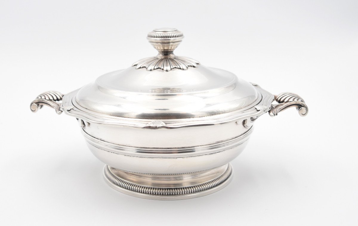 Puiforcat: Tureen In Sterling Silver Minerva Shell Decor 